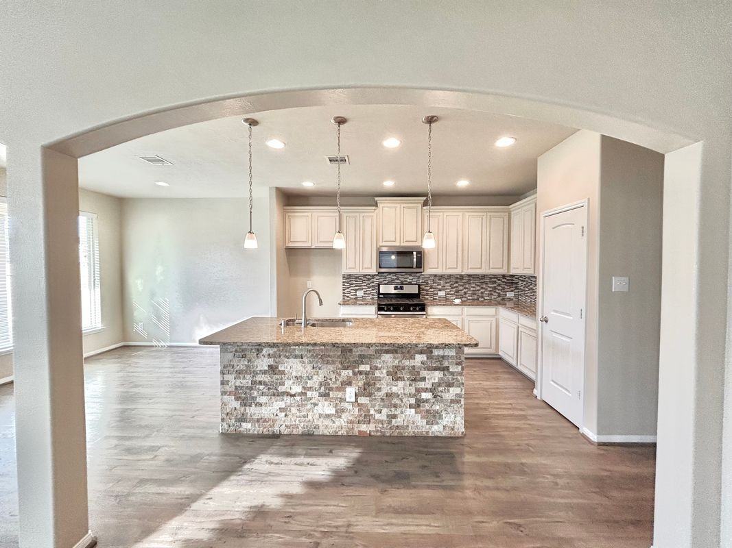 20618 Sweetstone Grove Ln - Photo 5 of 24