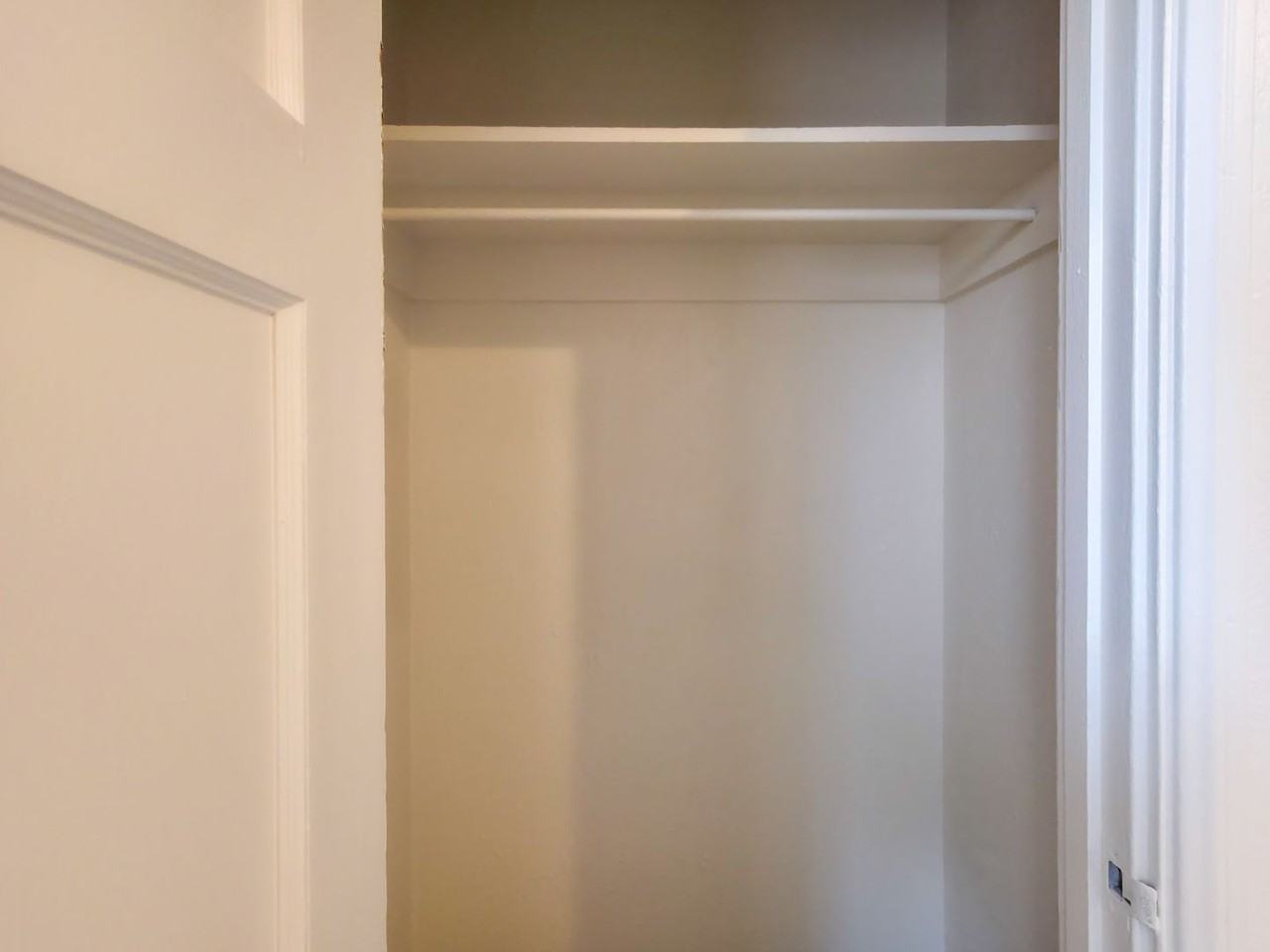 579 W 3rd St - Photo 7 of 9