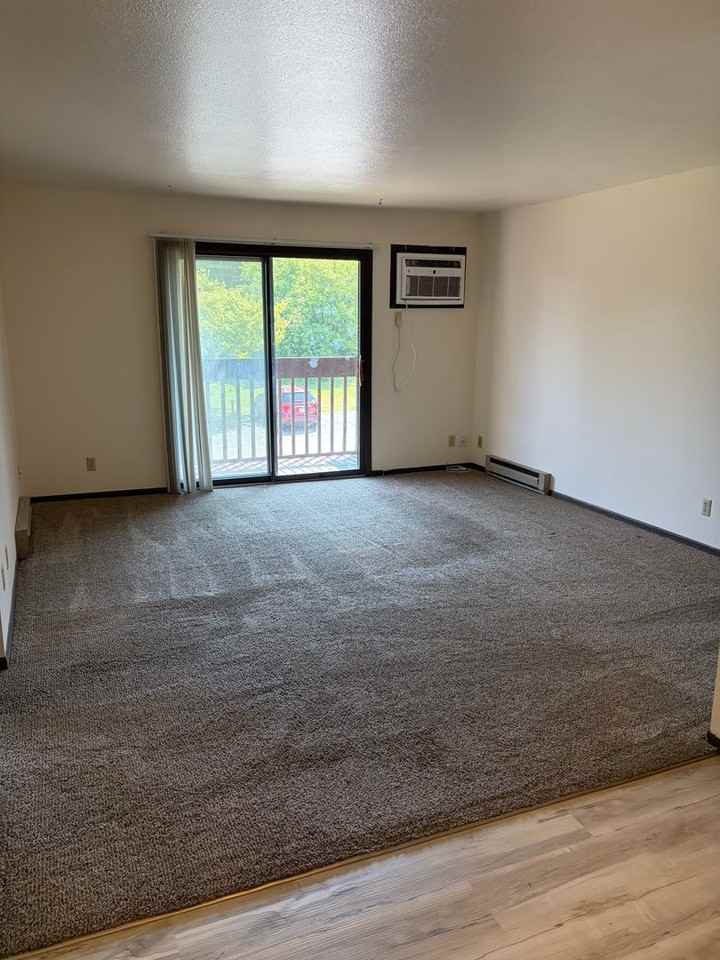 Oakfield Apts., LLC - Photo 7 of 10