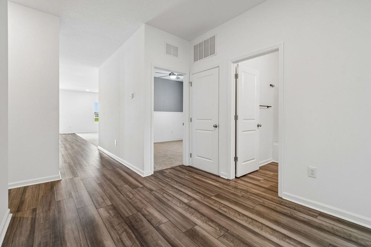 1019 Kelly Fern Loop - Photo 3 of 27