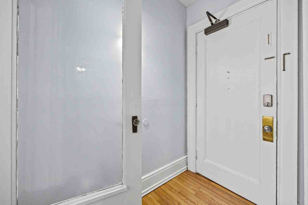 30 Edgerton St/ Vasser Building - Photo 5 of 19