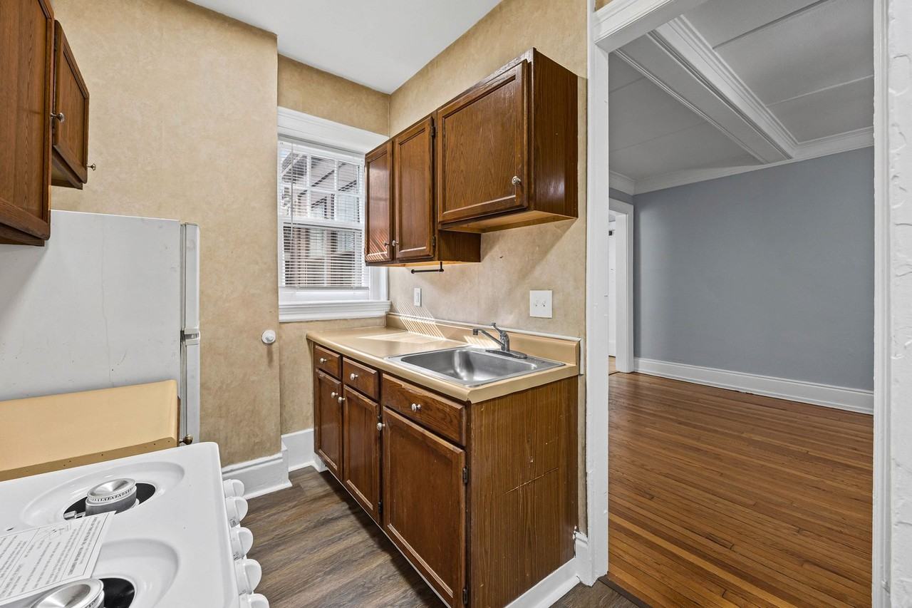 30 Edgerton St/ Vasser Building - Photo 6 of 19