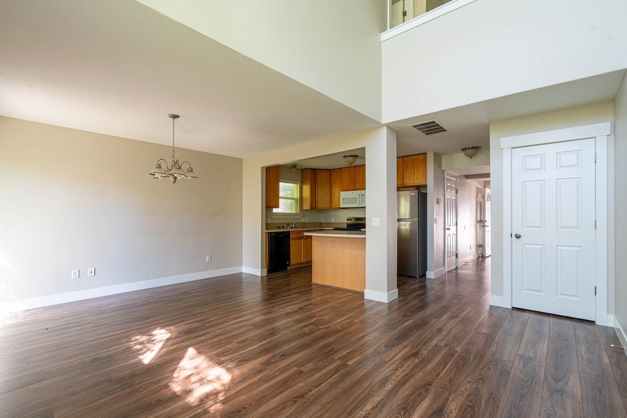 117-131 4th St S - Photo 4 of 16