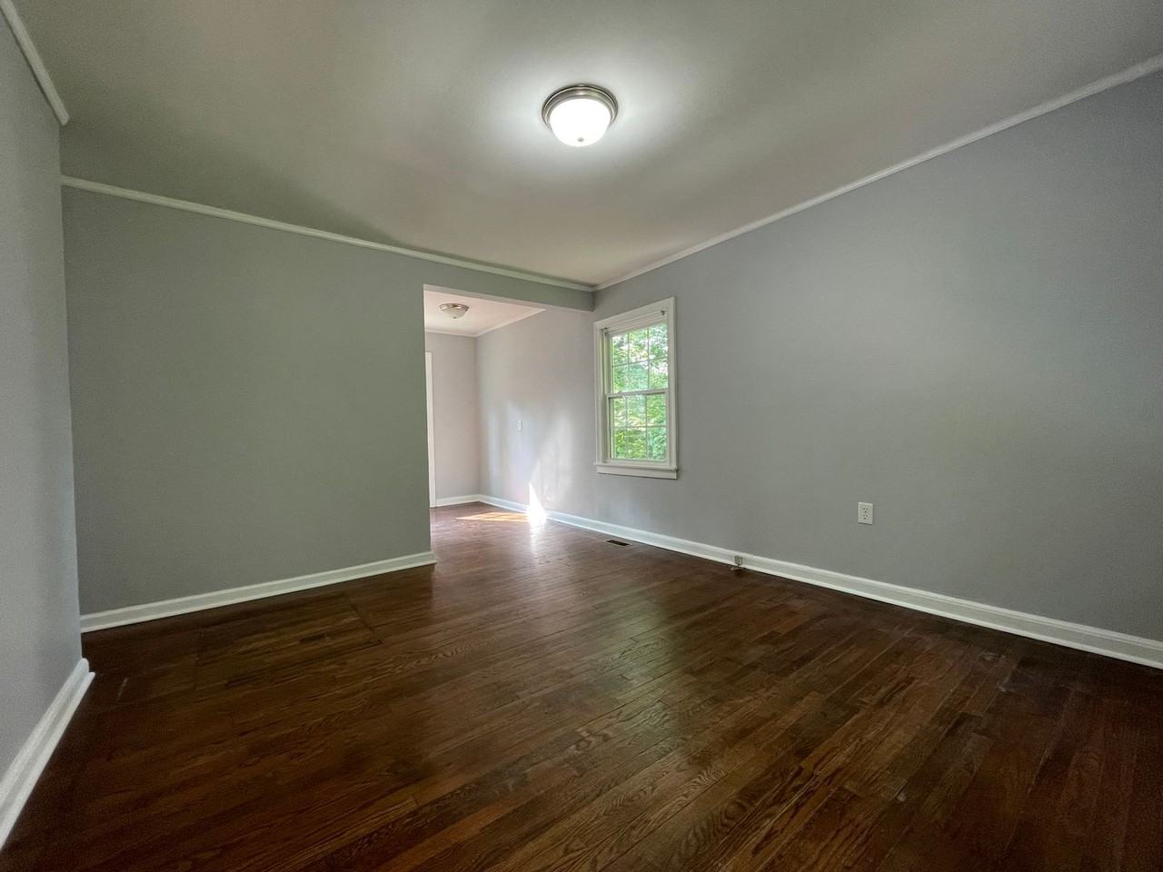 730 W Dolphin St - Photo 5 of 26