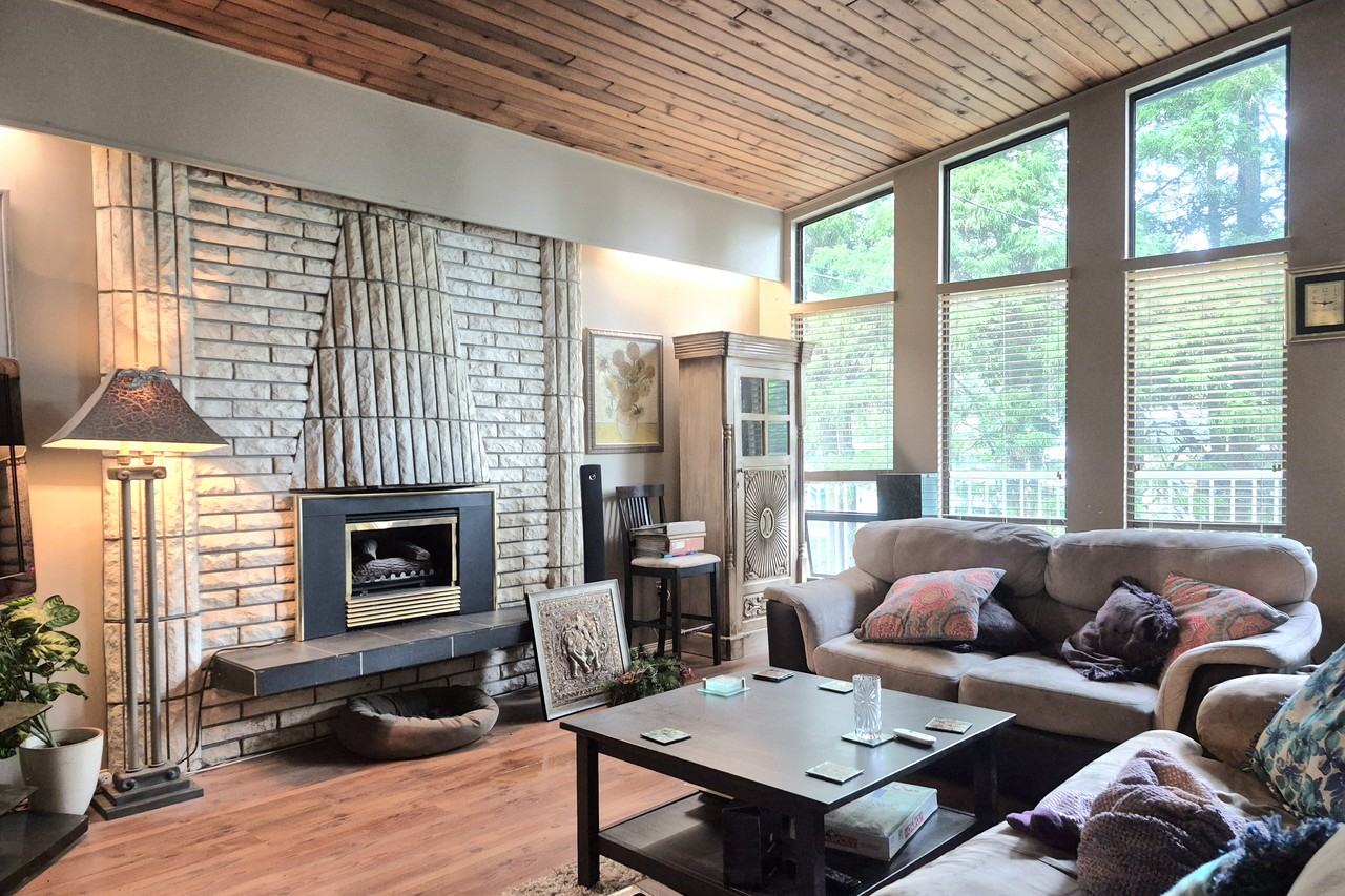 1602 Greenmount Avenue - Photo 6 of 22