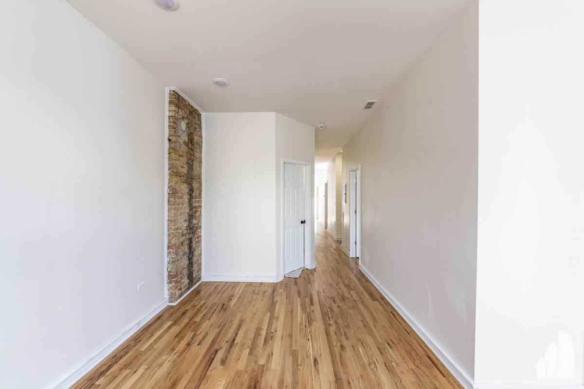 1638 W 18th Pl #2R - Photo 5 of 22