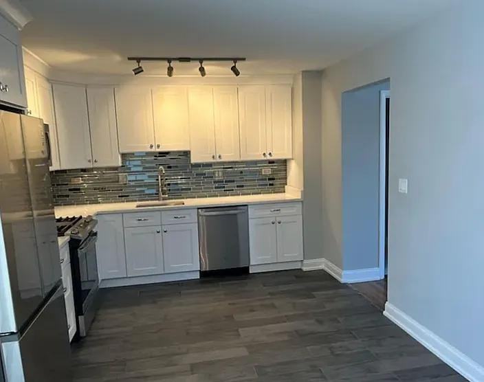 652 Childs St #C - Photo 2 of 11