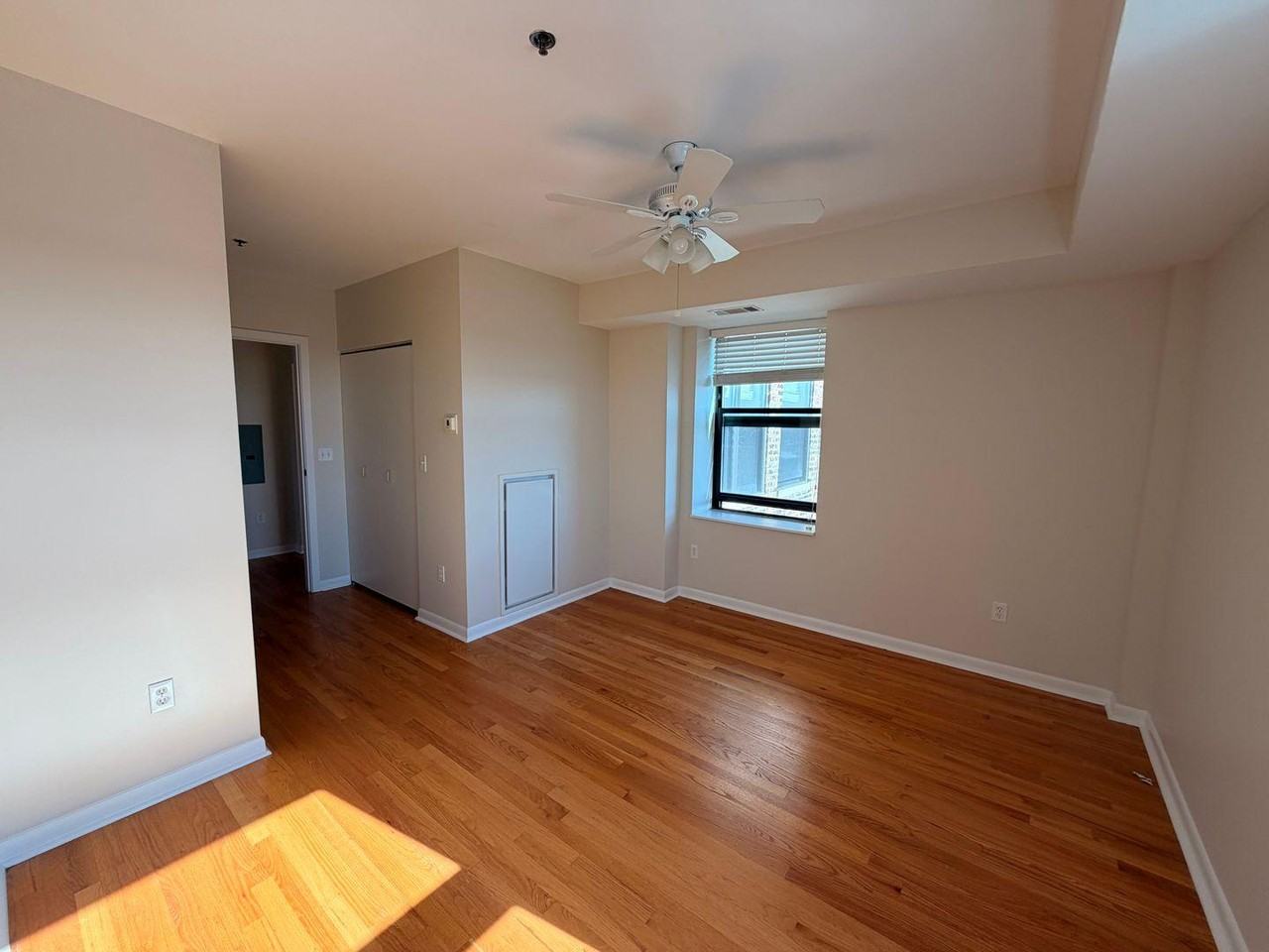 1337 W Fargo Ave #1006 - Photo 6 of 19