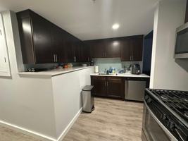 featured image of 1323 W Morse Ave #506