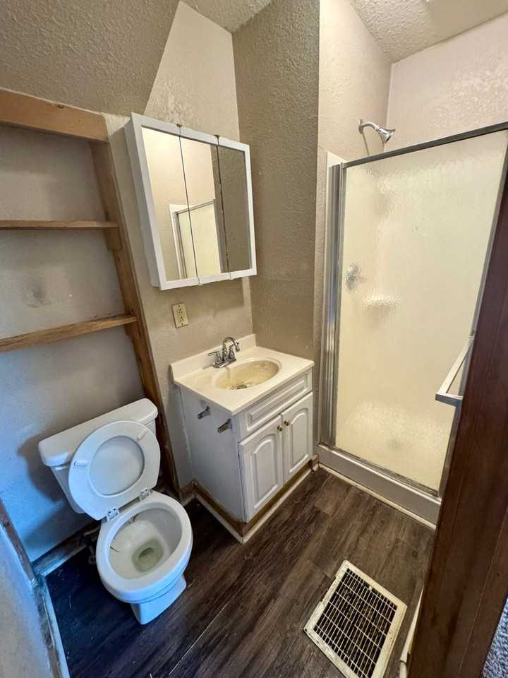 99 E Wood Street - Photo 6 of 20
