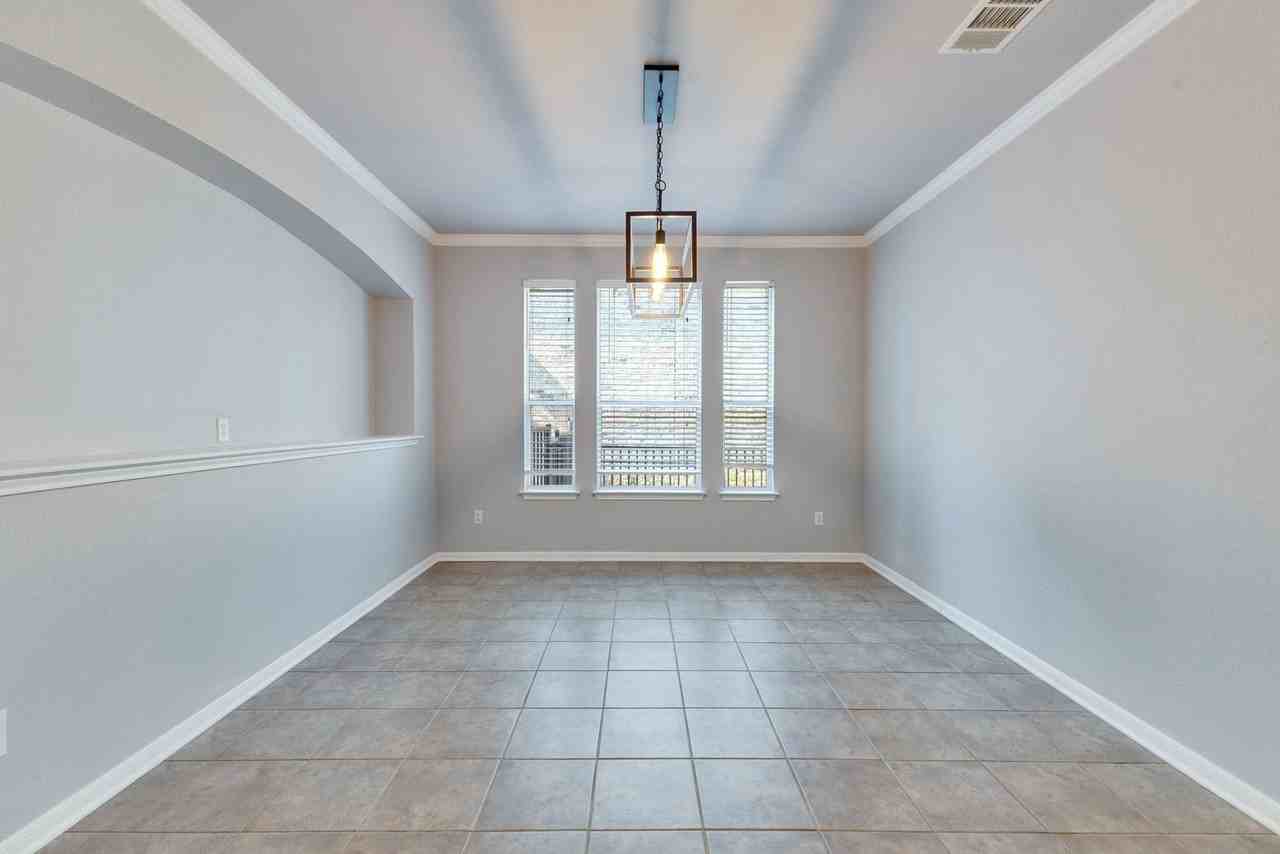 11308 Terrace Meadow Way - Photo 5 of 50