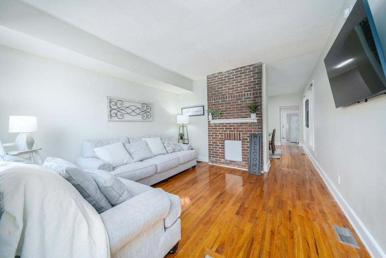1363 Indianola Ave - Photo 2 of 29