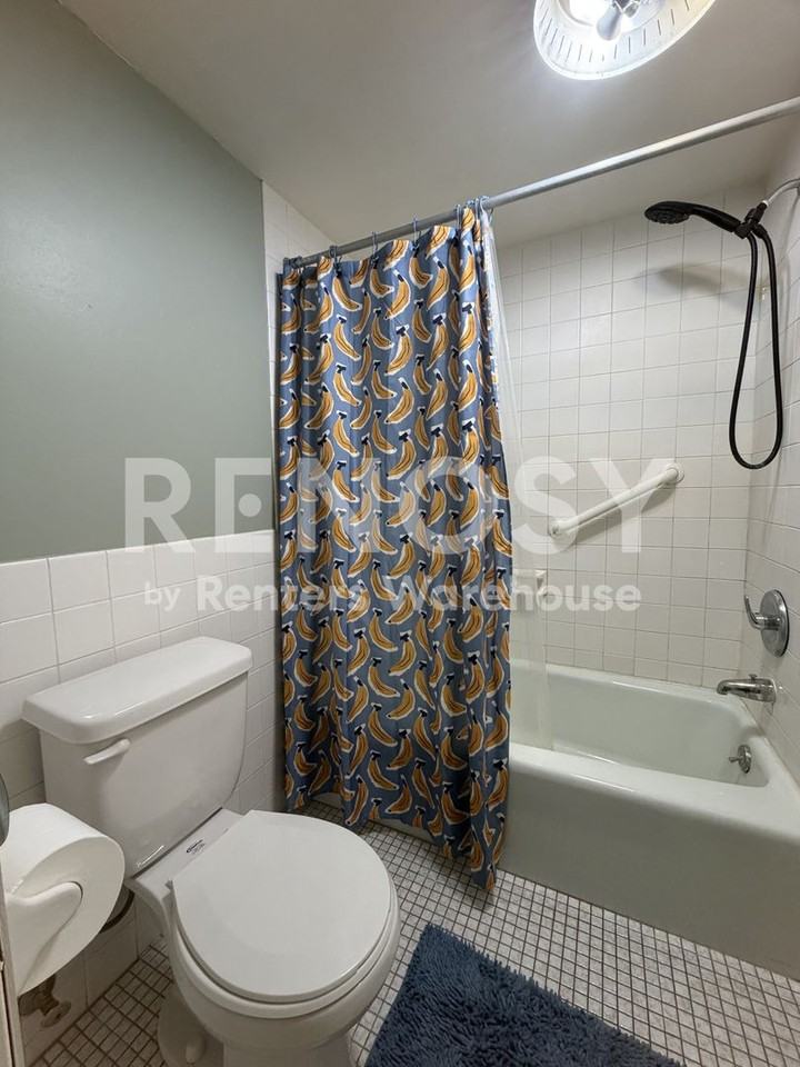 4648 Cedar Lake Rd S #1 - Photo 5 of 25