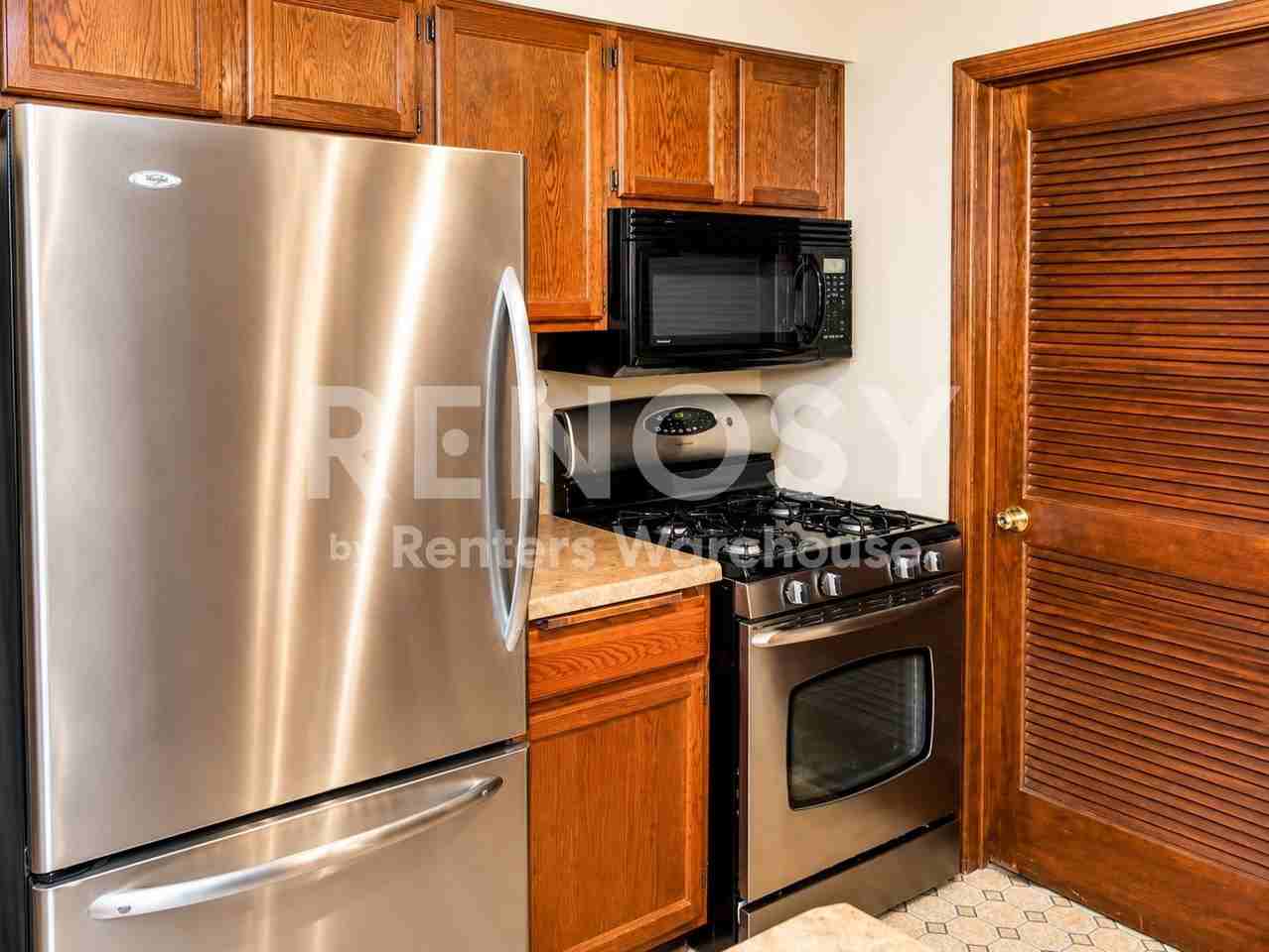 4670 Jackstone Pt - Photo 6 of 9