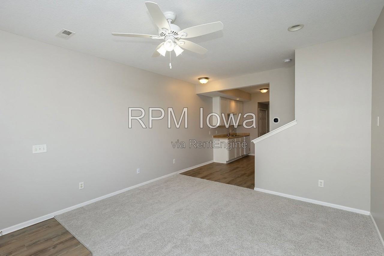 1108 Ne 7th Ln - Photo 6 of 27