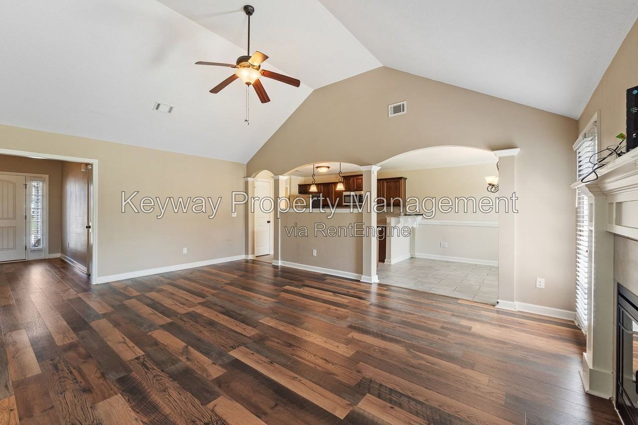 9045 Brevard Rd - Photo 7 of 25