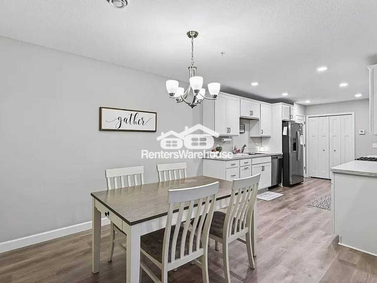 25584 3rd St W - Photo 3 of 17