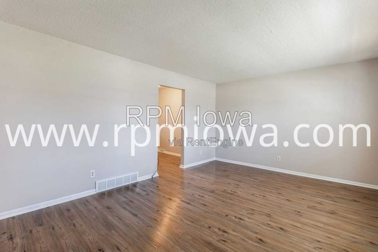 215 Nw Arlan Dr #215 - Photo 3 of 11