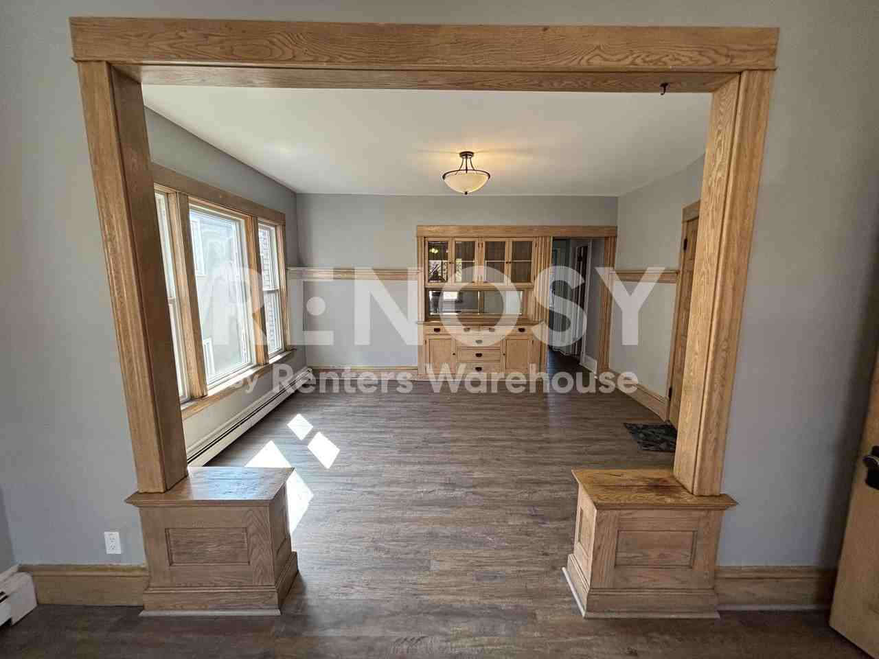 3224 Nicollet Ave - Photo 5 of 15