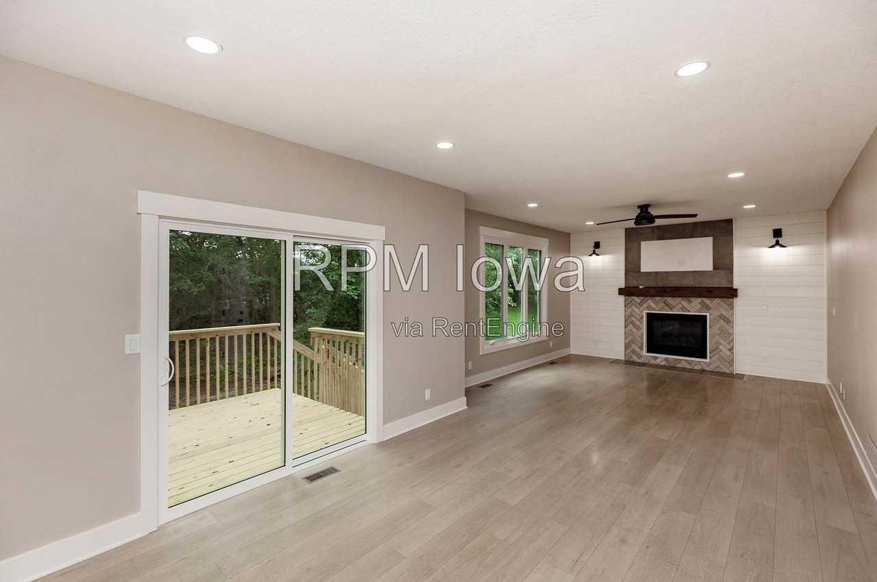 14440 Briarwood Ln - Photo 7 of 35
