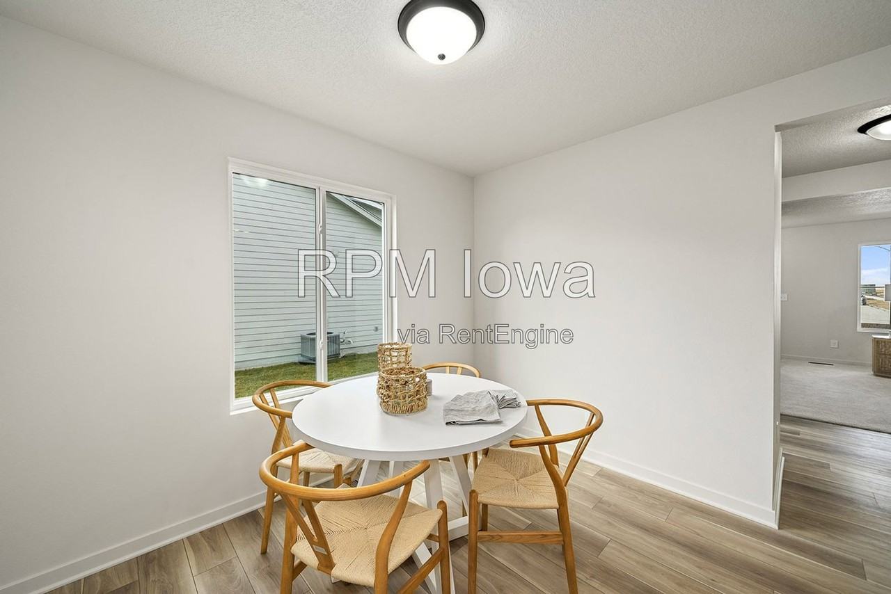 329 Freedom Way - Photo 7 of 15
