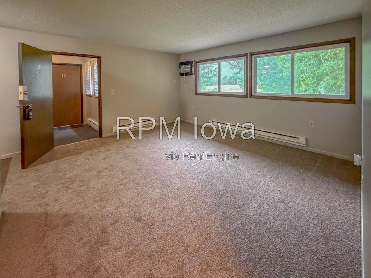 408 E Dawn St #7 - Photo 5 of 10