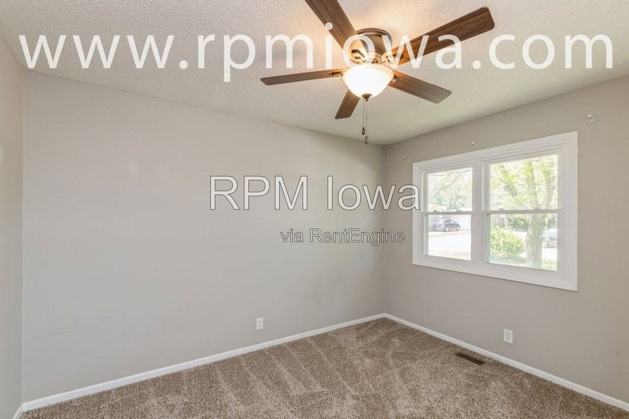 2537 Nw 17th St - Photo 7 of 17