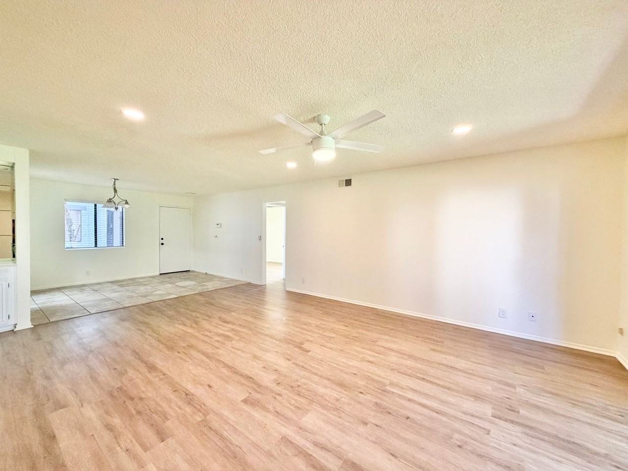 1050 E Ramon Rd #119 - Photo 6 of 25