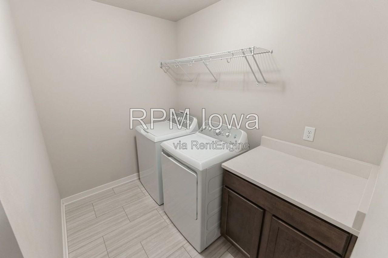 3101 Ne 2nd Ln - Photo 4 of 15
