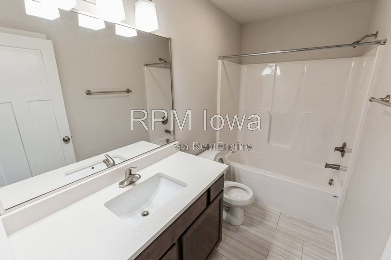3101 Ne 2nd Ln - Photo 5 of 15