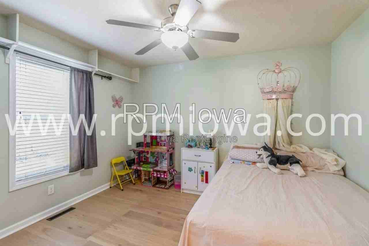 3316 Nw 14th St - Photo 6 of 15