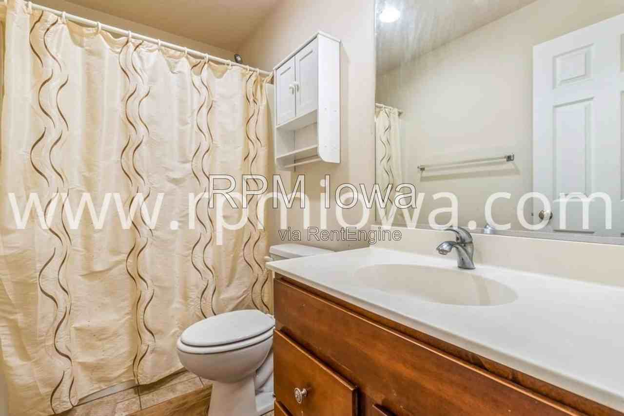 3316 Nw 14th St - Photo 7 of 15