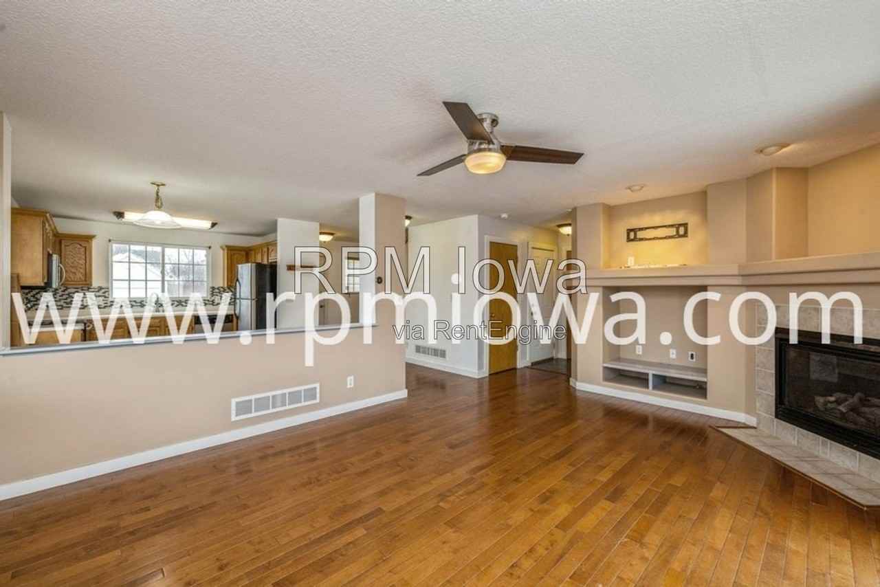 9315 Kingman Dr - Photo 5 of 16