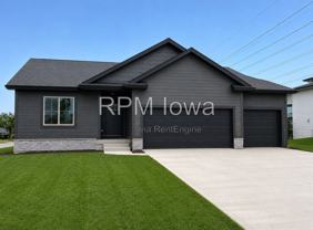 5633 163rd St - Photo 1 of 1