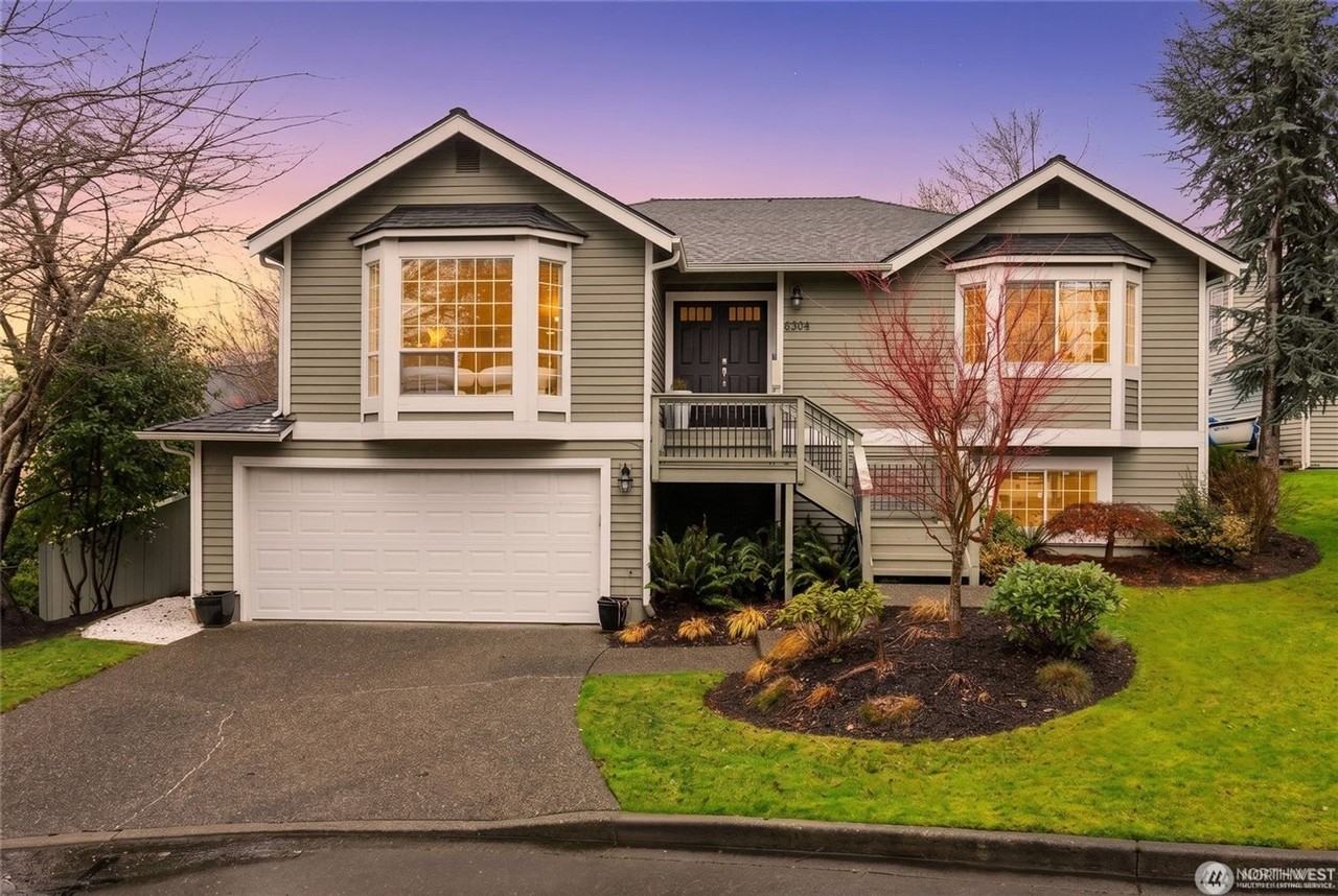6304 110th Ave Ne