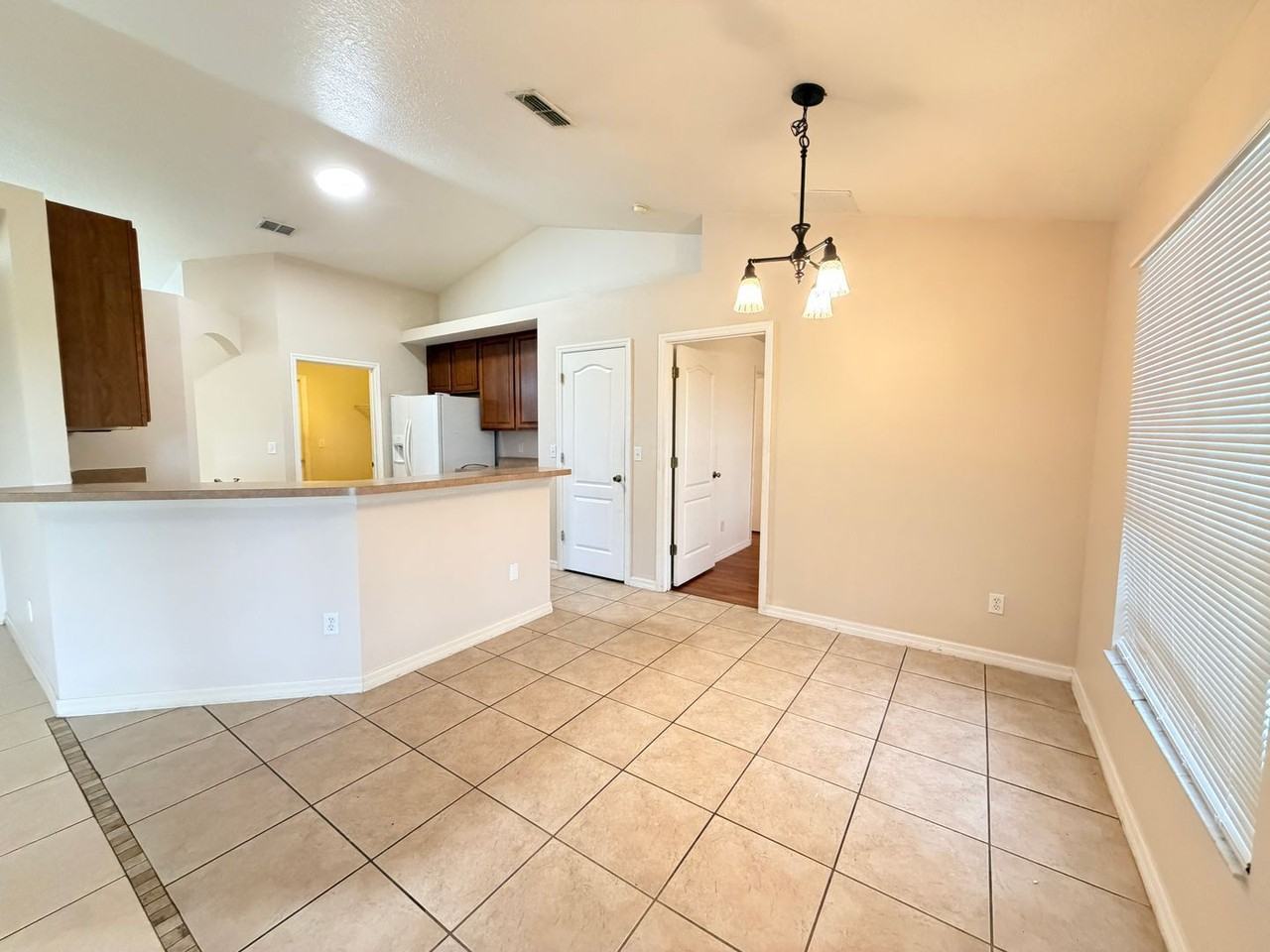 10438 Vista Pines Loop - Photo 5 of 31