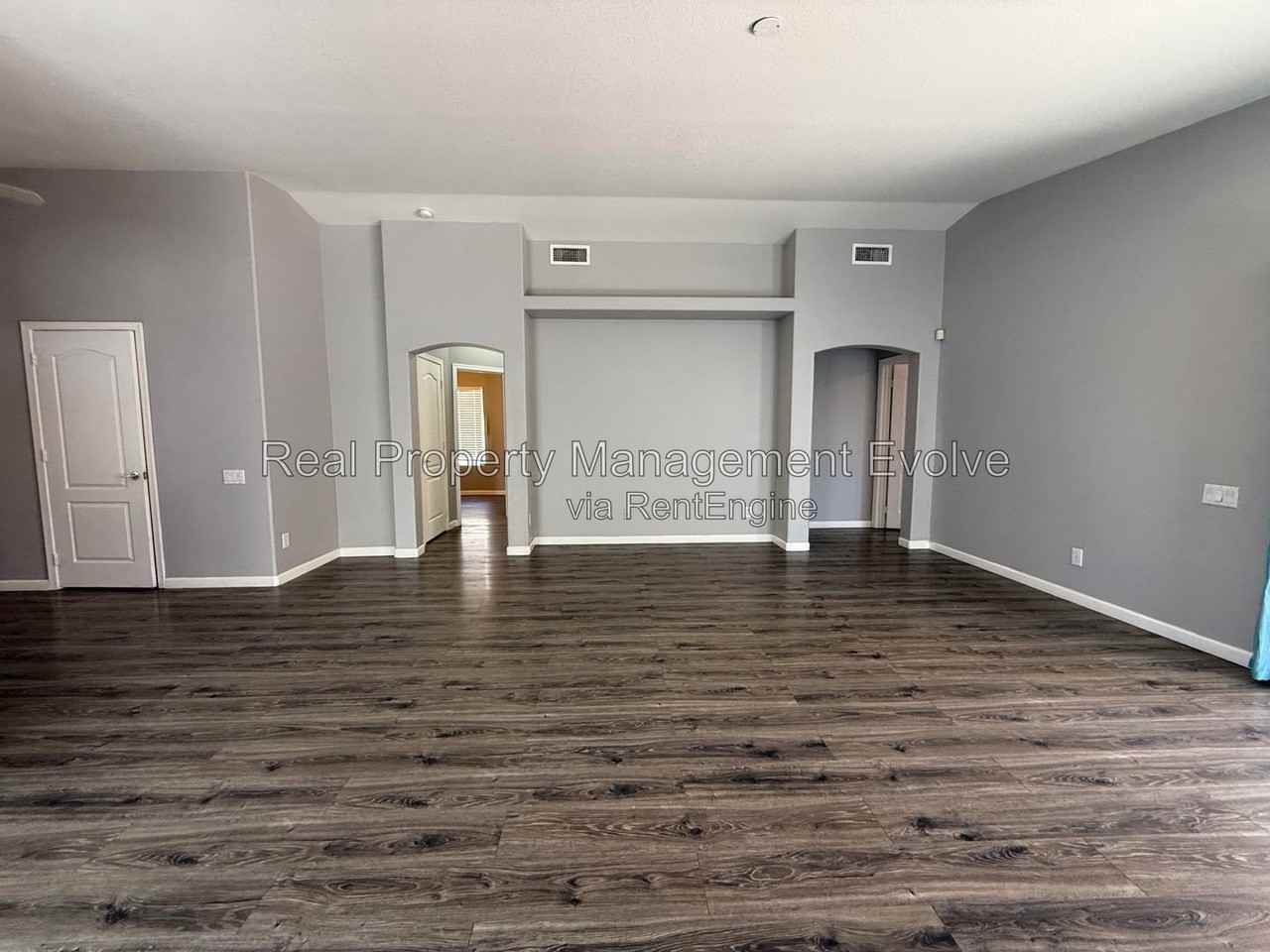 6246 W Blackhawk Dr - Photo 5 of 29