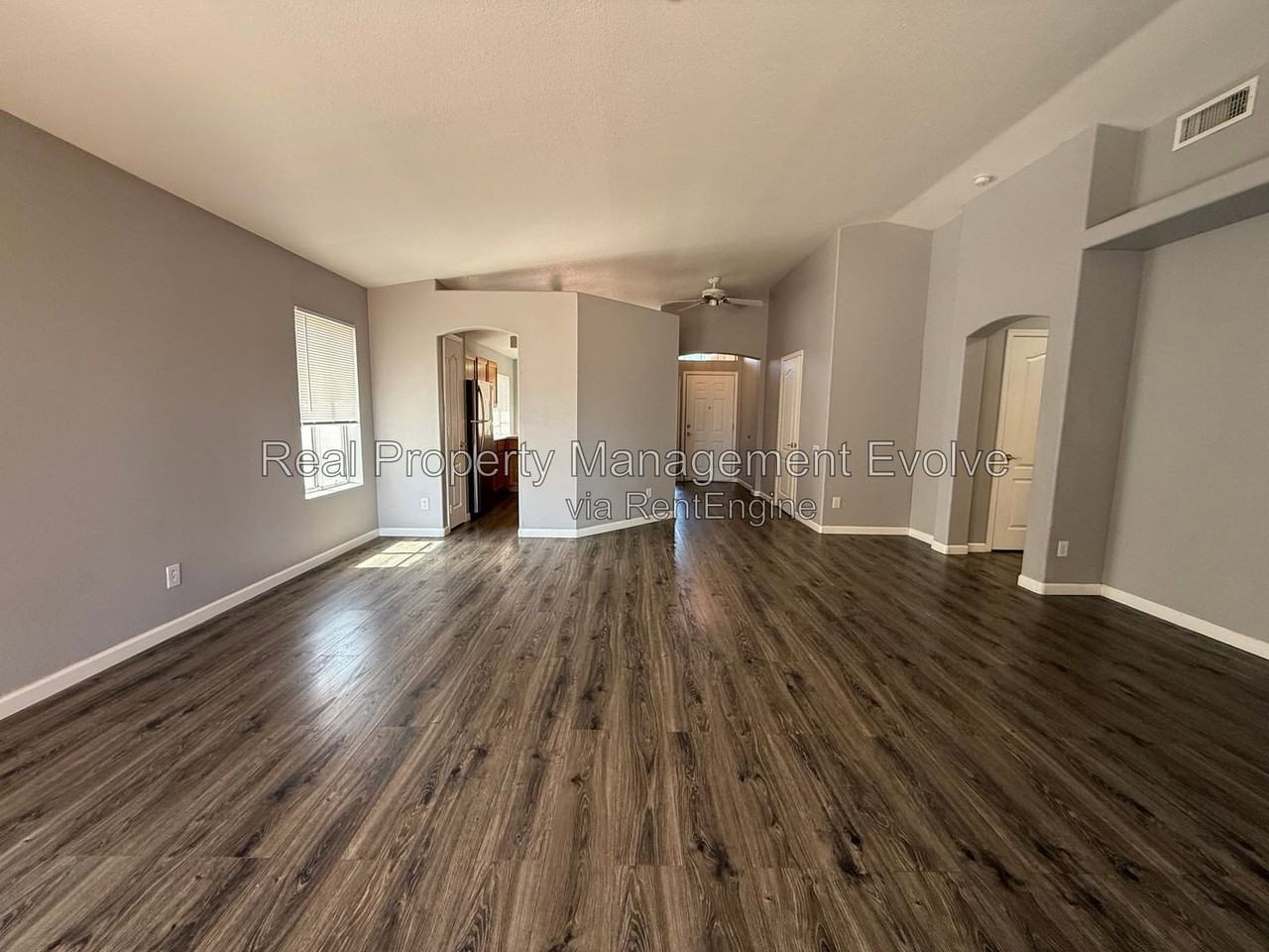 6246 W Blackhawk Dr - Photo 6 of 29