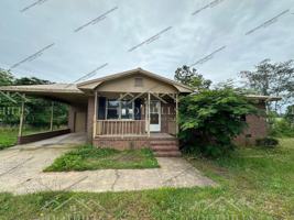 featured image of 122 Smith Dr