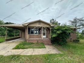 122 Smith Dr - Photo 1 of 1