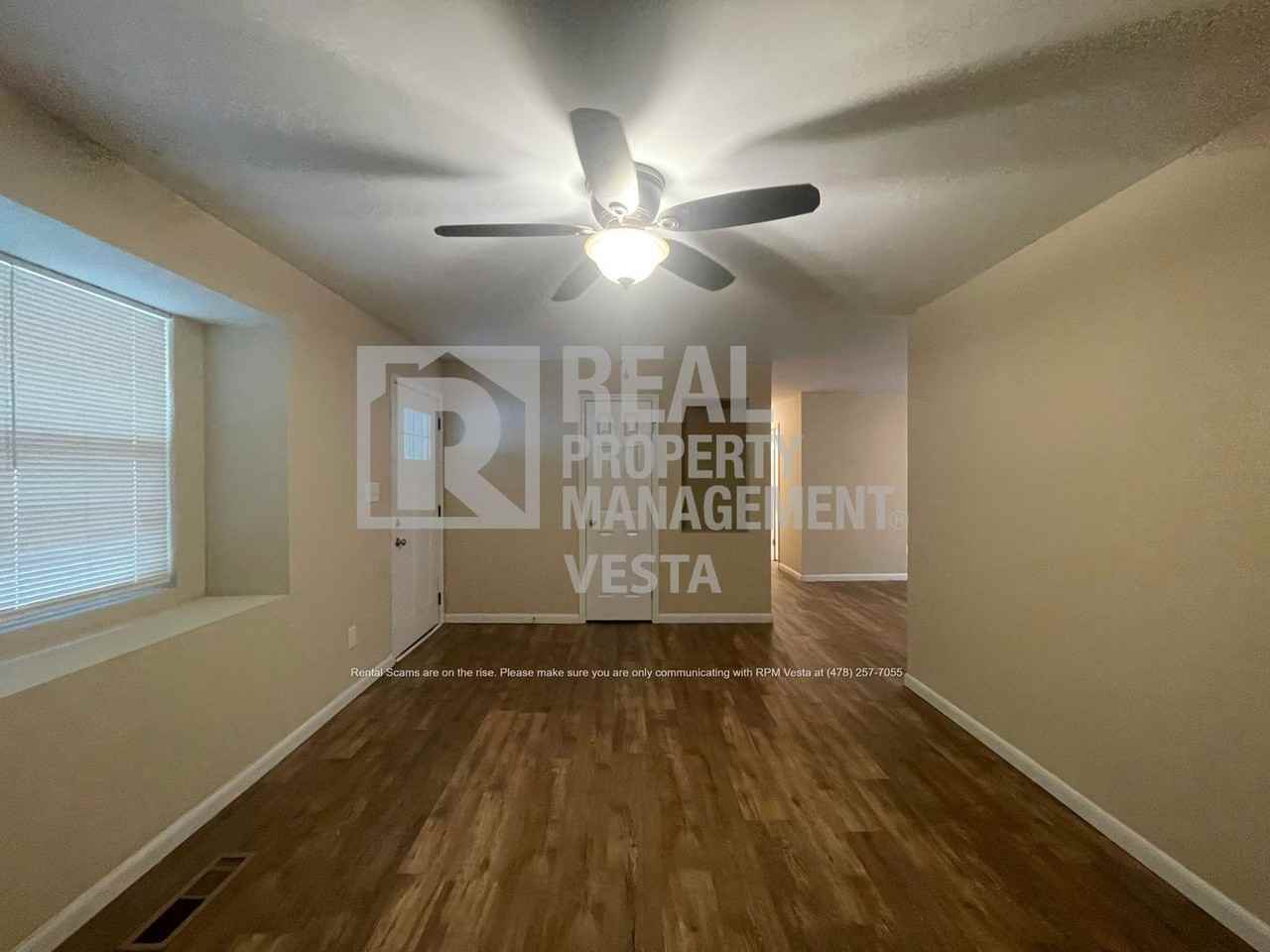 3137 Masseyville Rd - Photo 3 of 17