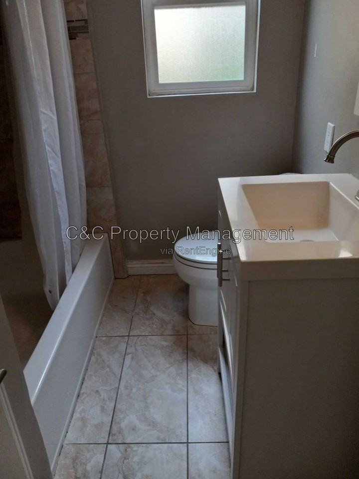 116 Maple St #2 - Photo 7 of 8