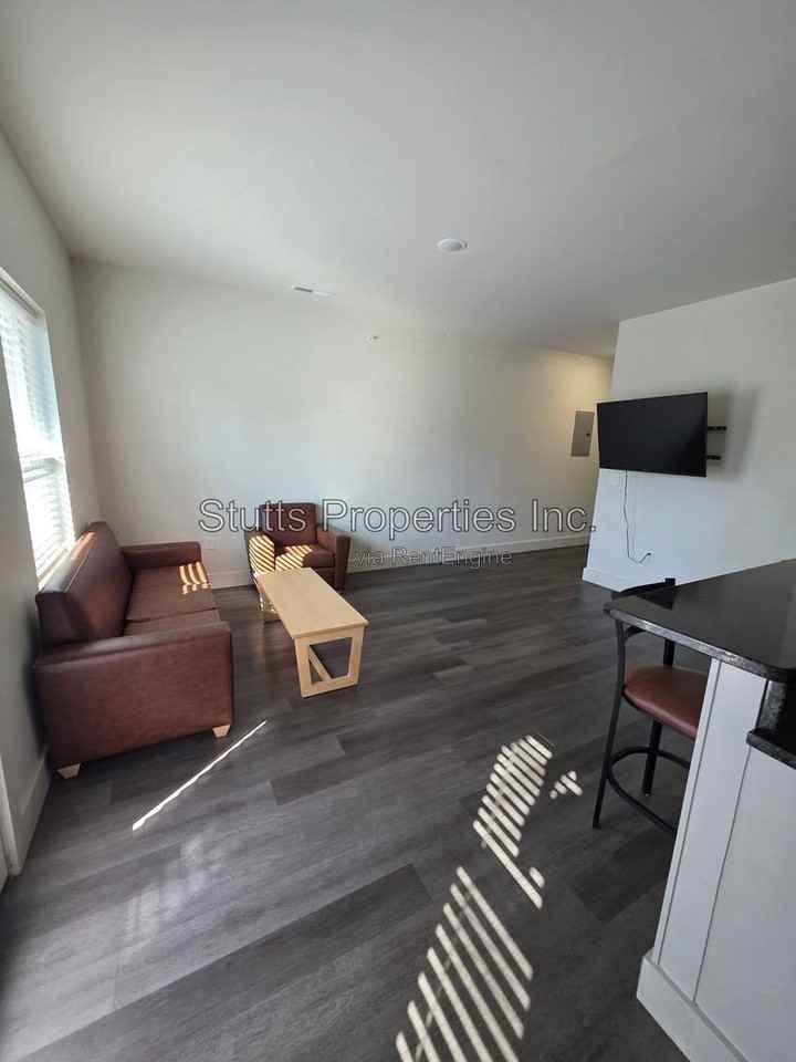 310 Cypress Mill Rd #314 - Photo 4 of 7
