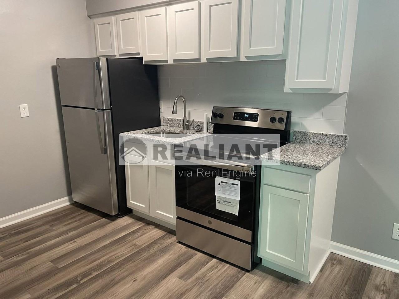 2521 Warren St #7 - Photo 7 of 9