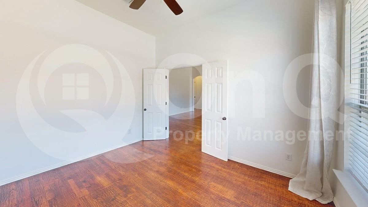 6624 Morningdale Ln - Photo 6 of 23