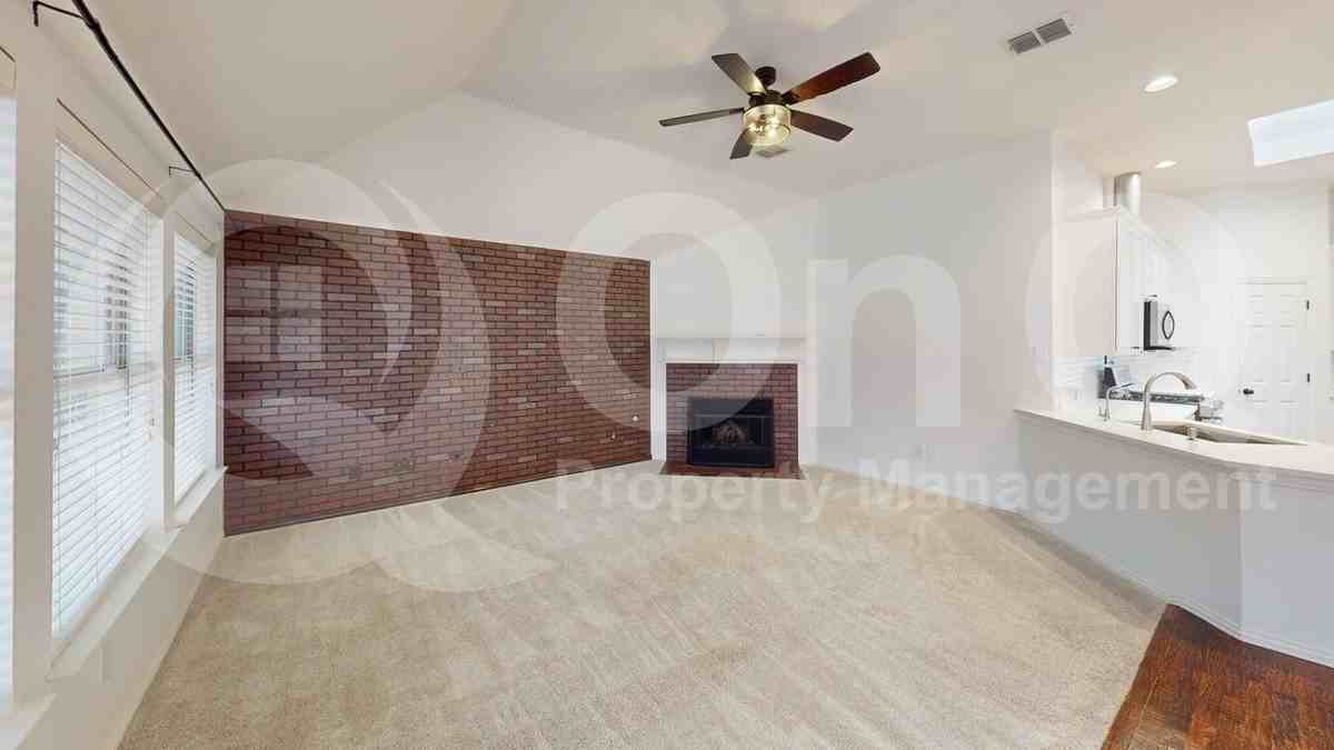 6624 Morningdale Ln - Photo 7 of 23