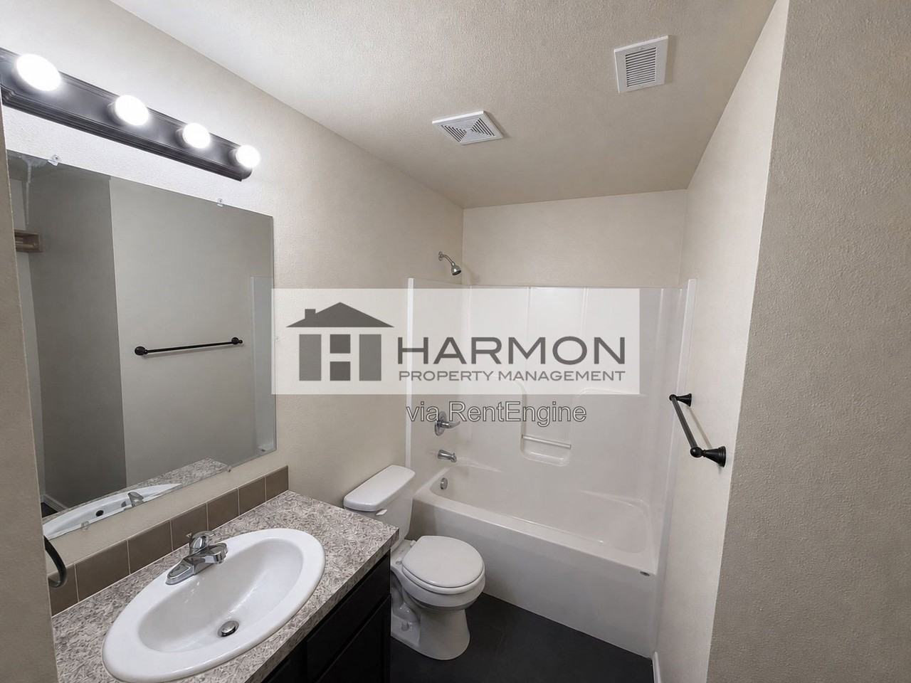 2362 N Garland Ave - Photo 4 of 8