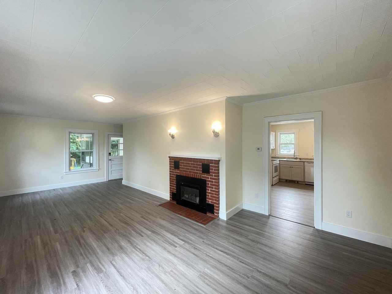 144 Winter St #2 - Photo 7 of 28