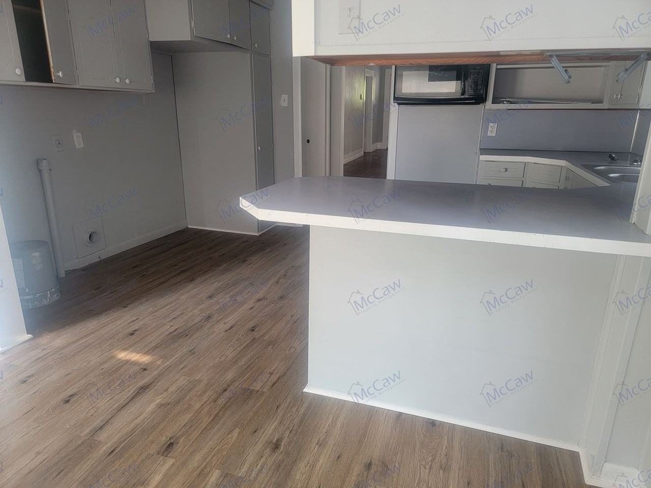 1203 Polk St - Photo 4 of 9