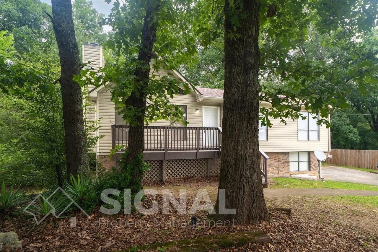 3037 Apple Valley Ln - Photo 2 of 31